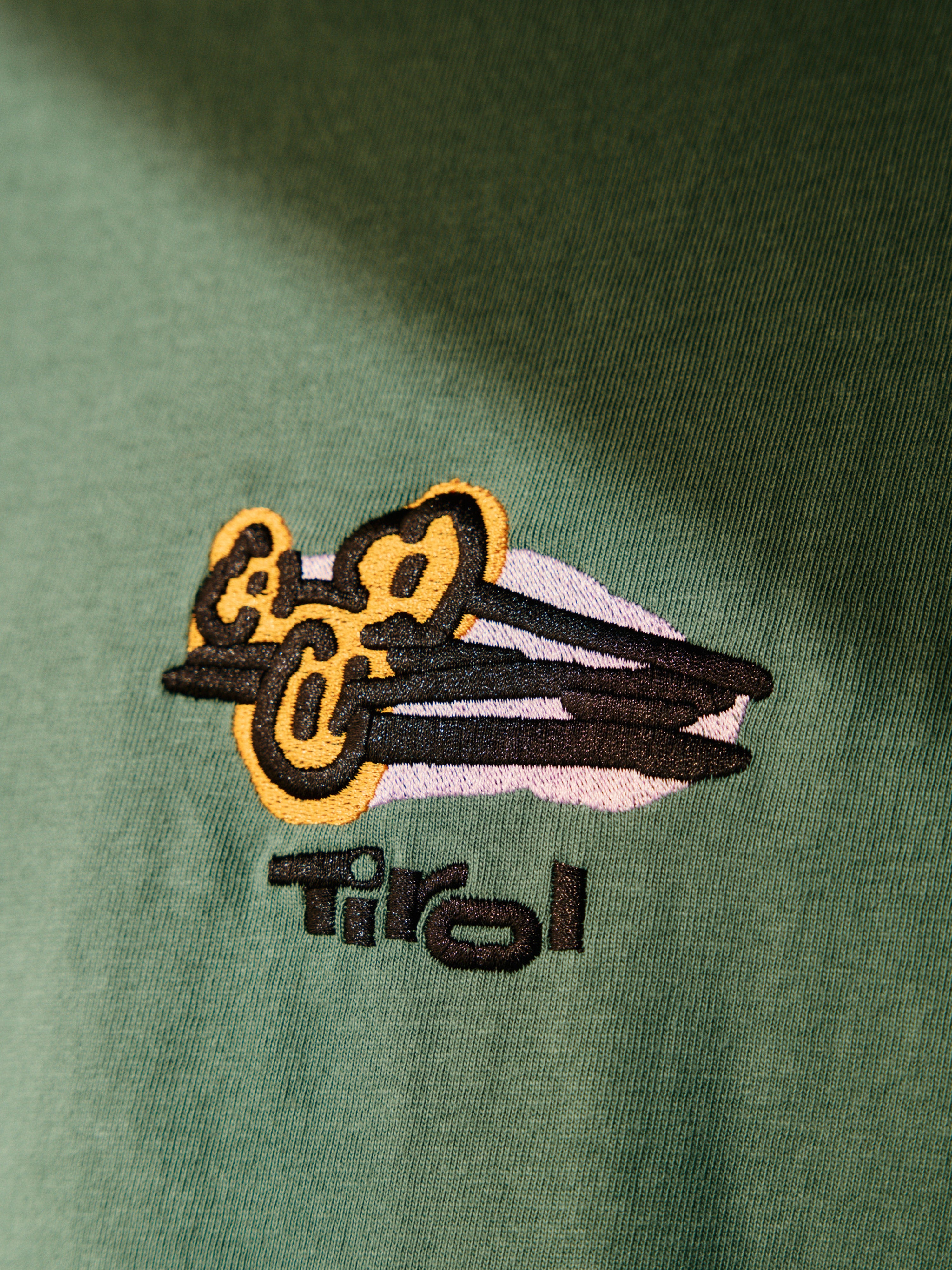 Stick auf dem T-Shirt "Bliaml" in Petrol