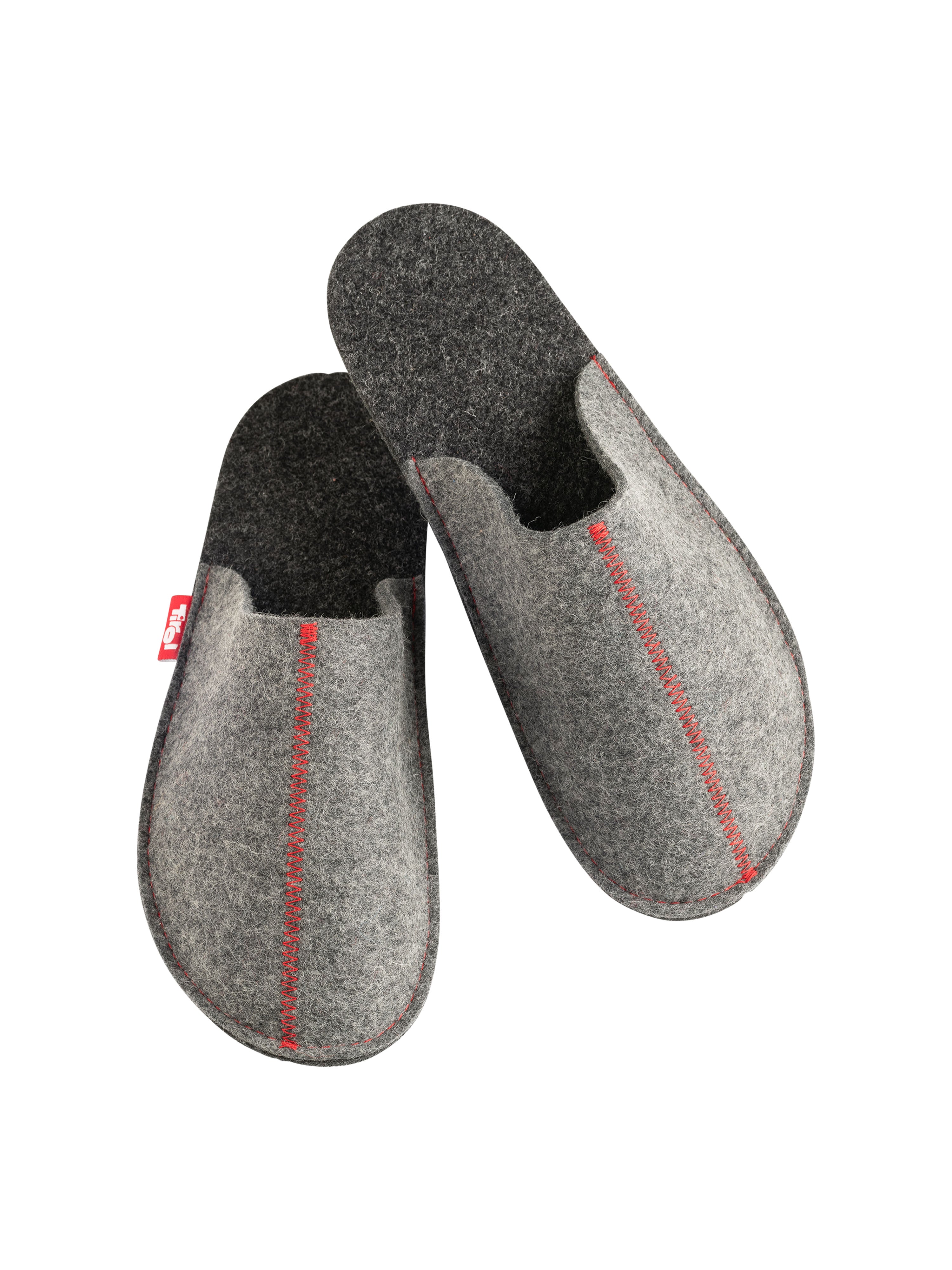 Haus Patschen "Harald" in Grau mit roter Ziernaht