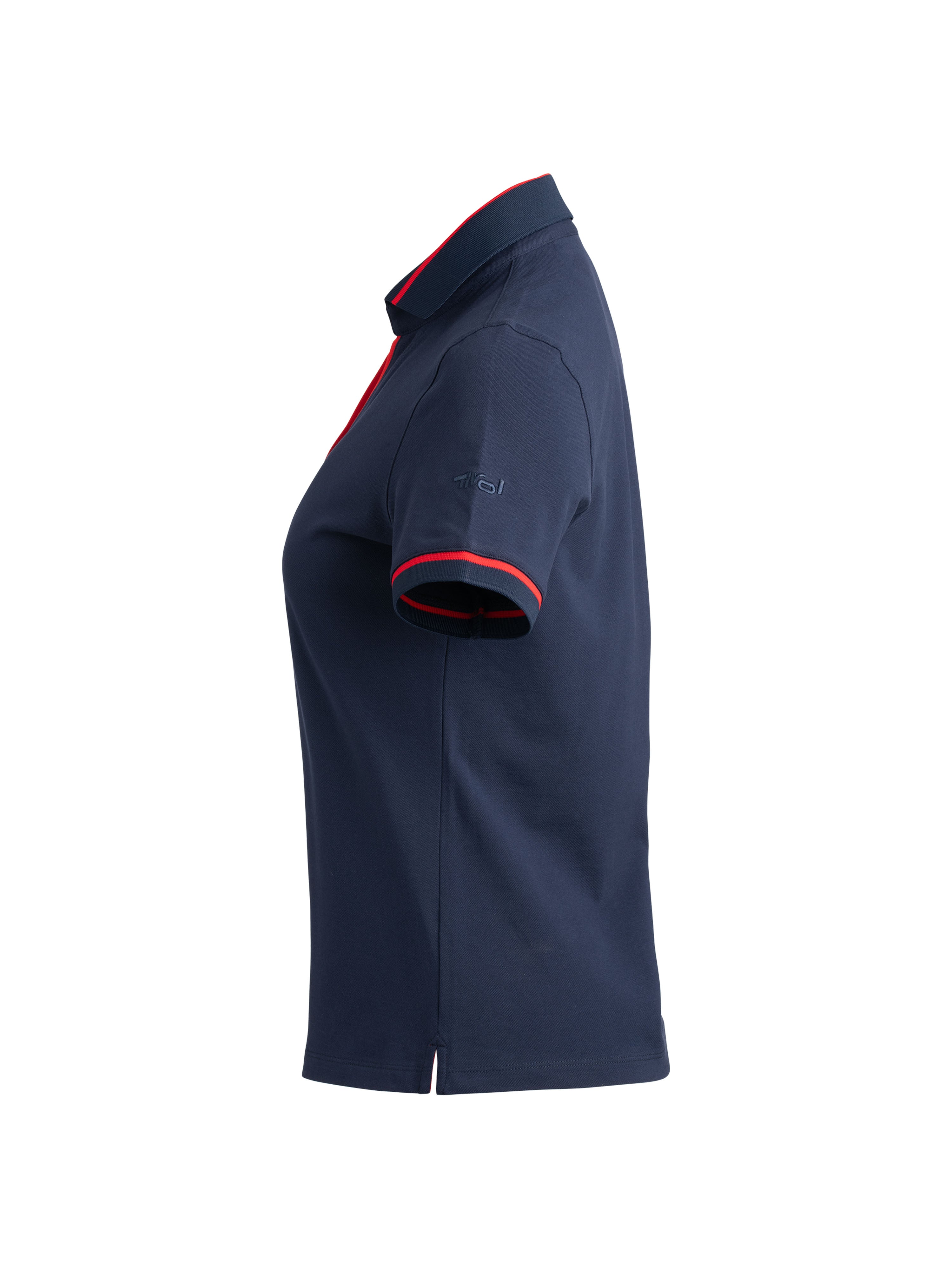 Seitenansicht vom Polo Shirt "Johanna" mit roten Rippbündchen an den Ärmeln und Tirol Logo-Stick am Oberarm