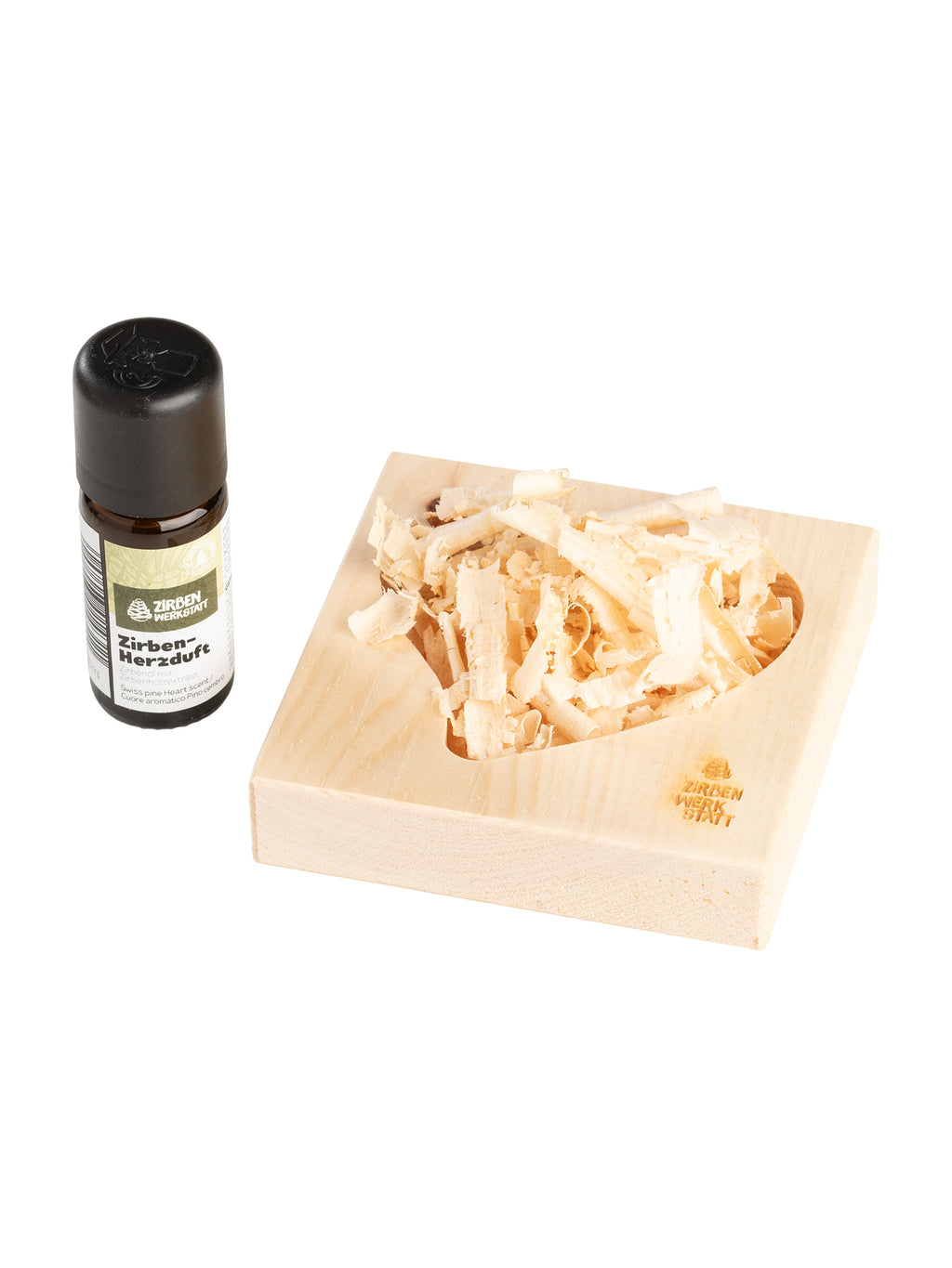Zirbenholz mit Herz-Motiv zum befüllen mit Zirbenspäne und Zirben Duftöl
