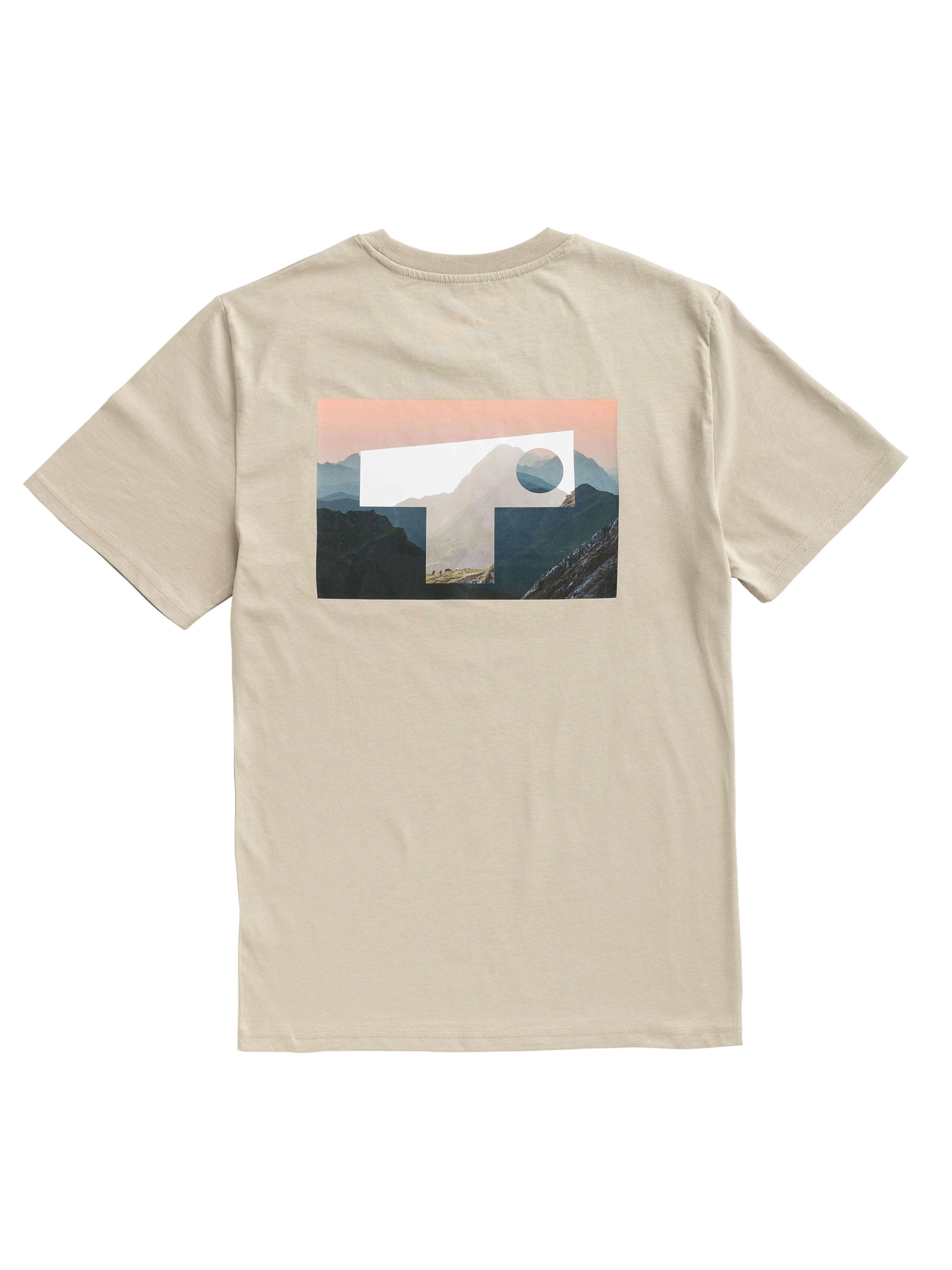 Unisex T-Shirt "Kinigat" mit großem Print auf der Rückseite