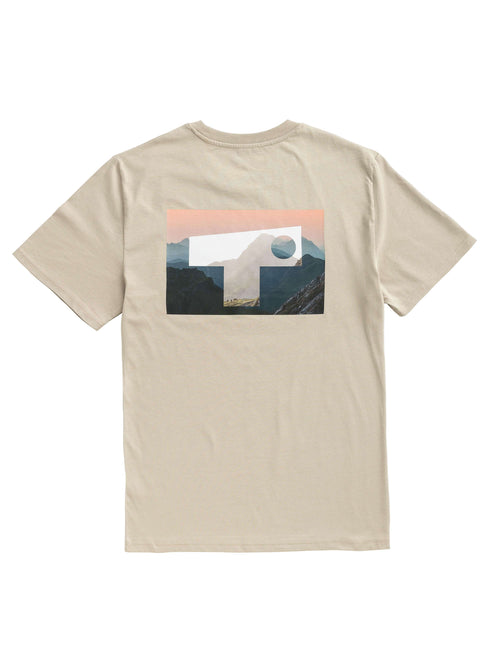 Unisex T-Shirt "Kinigat" mit großem Print auf der Rückseite